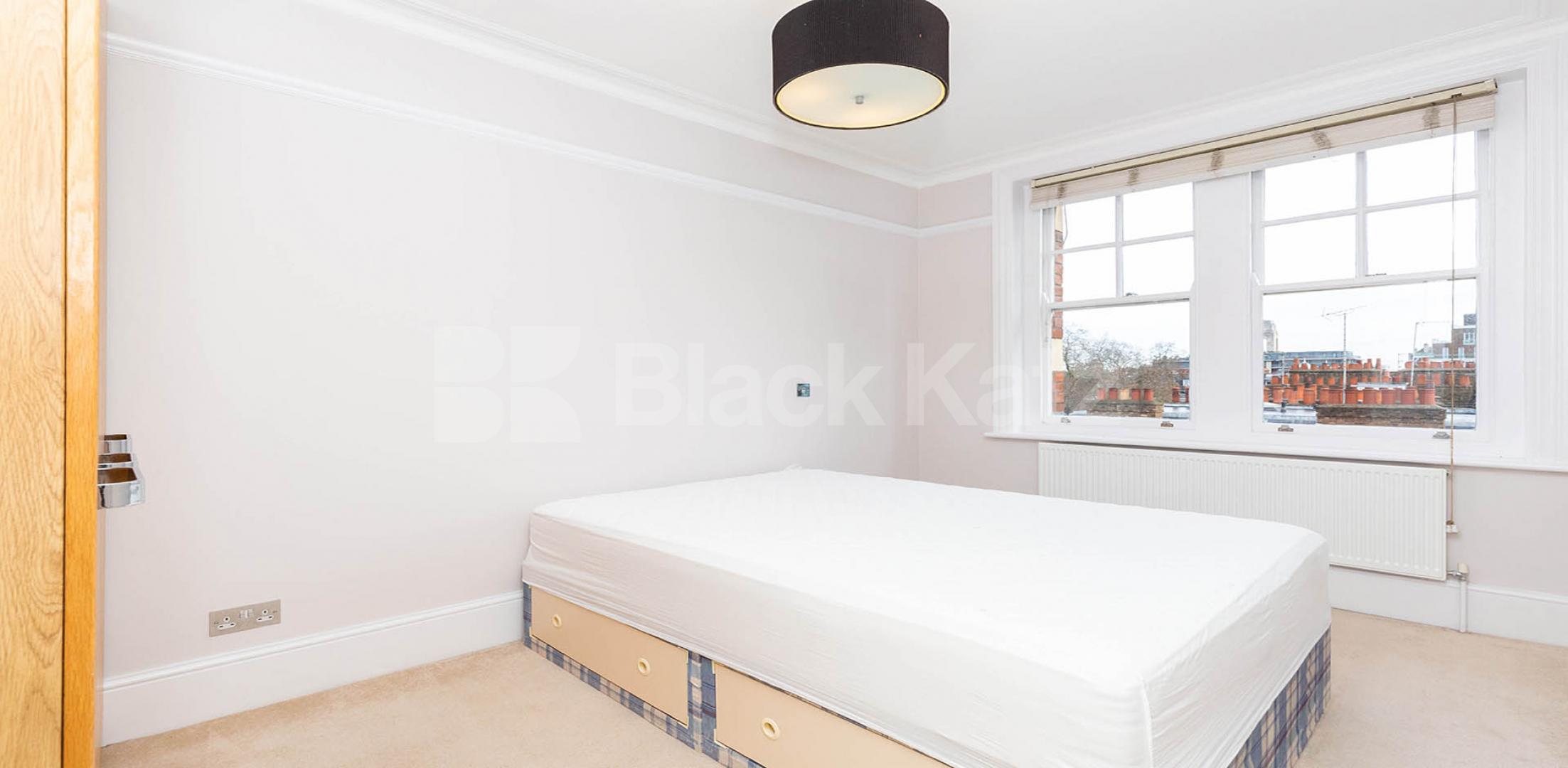 Super recently refurbished 3 bed 2 bath minutes to Baker Street Tube.   Melcombe Court, Dorset Square, Baker Street